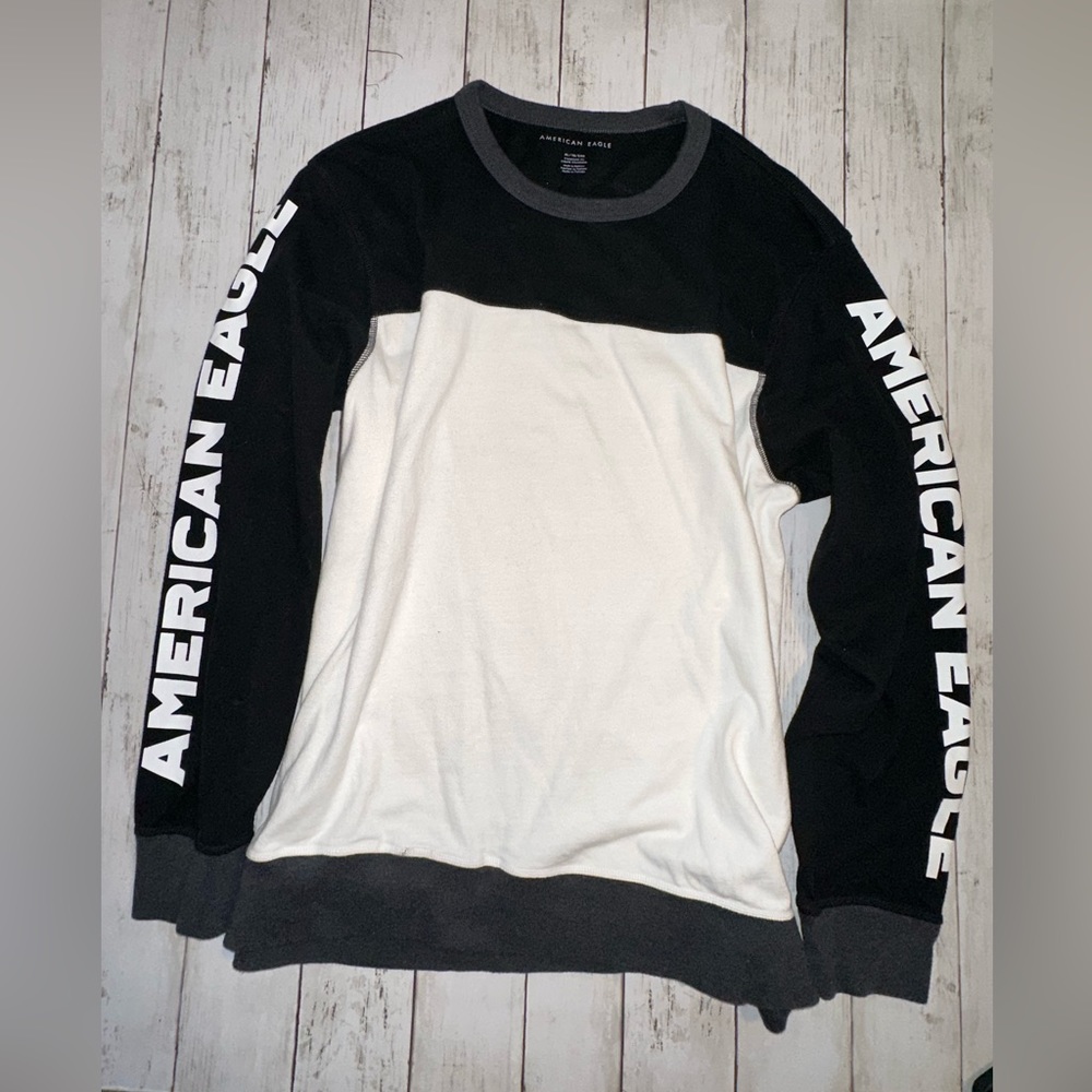 American Eagle shirt